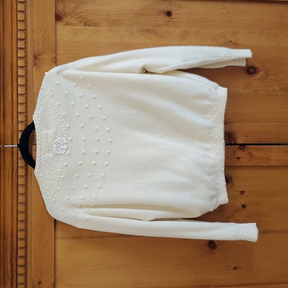 Vintage Embellished Wool/Angora cardigan sweater - Picture 6 of 8